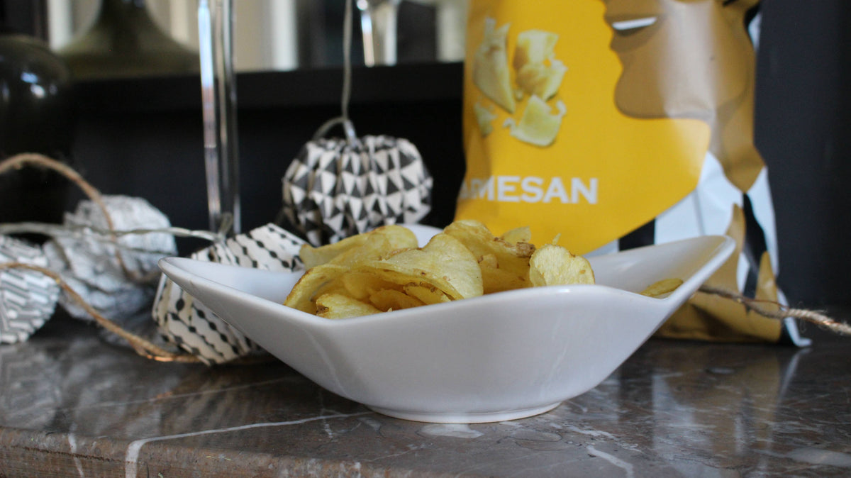 Chipsuri de cartofi cu aromă de parmezan, 125g So Chips